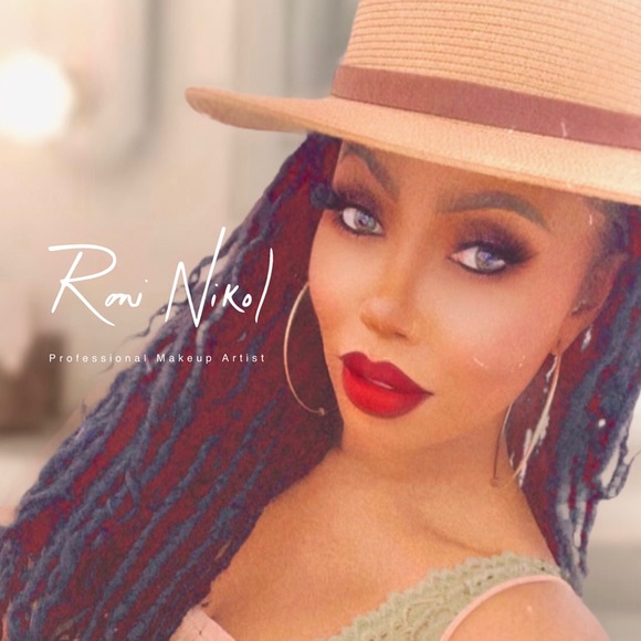 Meet your Posher, Roni Nikol - Picture 1 of 1